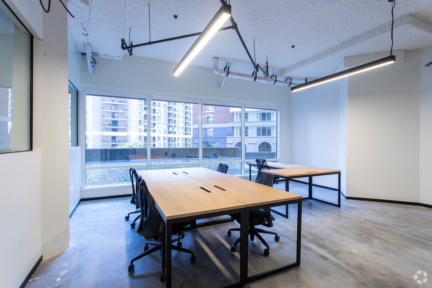 More Photos Of 4201 Wilson Blvd, Arlington Coworking Space