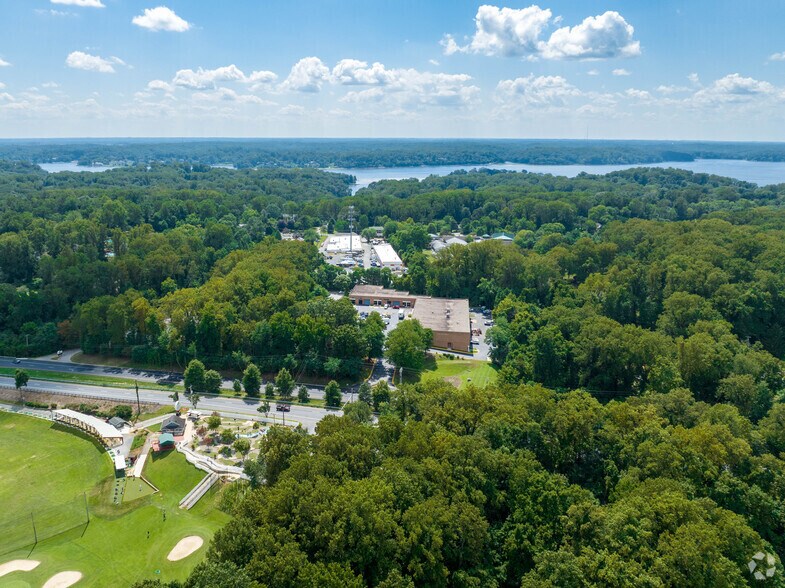 More Photos Of 1244 Ritchie Hwy, Arnold Light Distribution For Sale