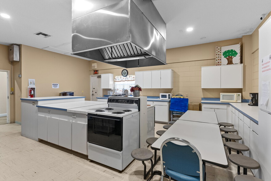 More Photos Of 201 W University Ave, Orange City Religious Facility For Sale