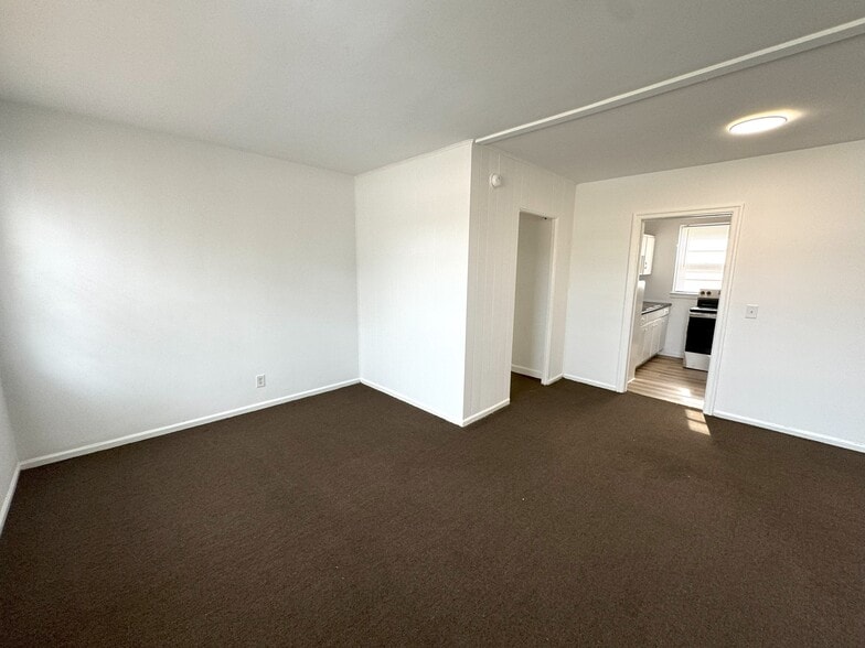 More Photos Of 237 Broad St, Sumter Apartments For Sale