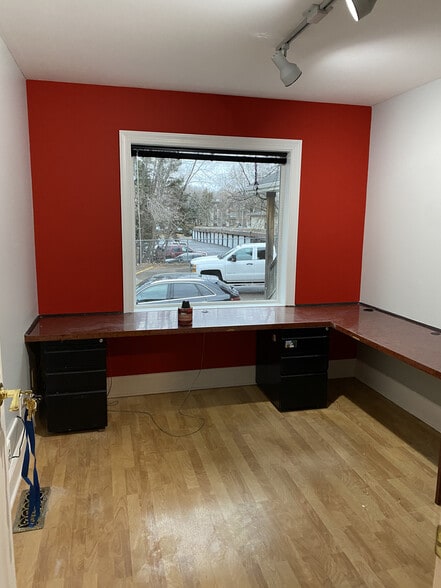 More Photos Of 1865 Old Hudson Rd, Saint Paul Office For Lease