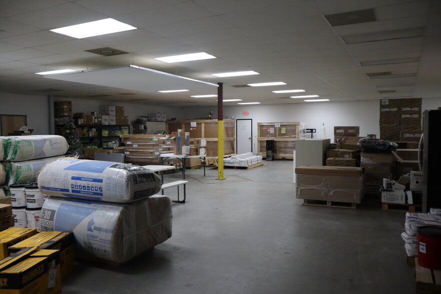 More Photos Of 340 Forum Pky, Rural Hall Manufacturing For Lease