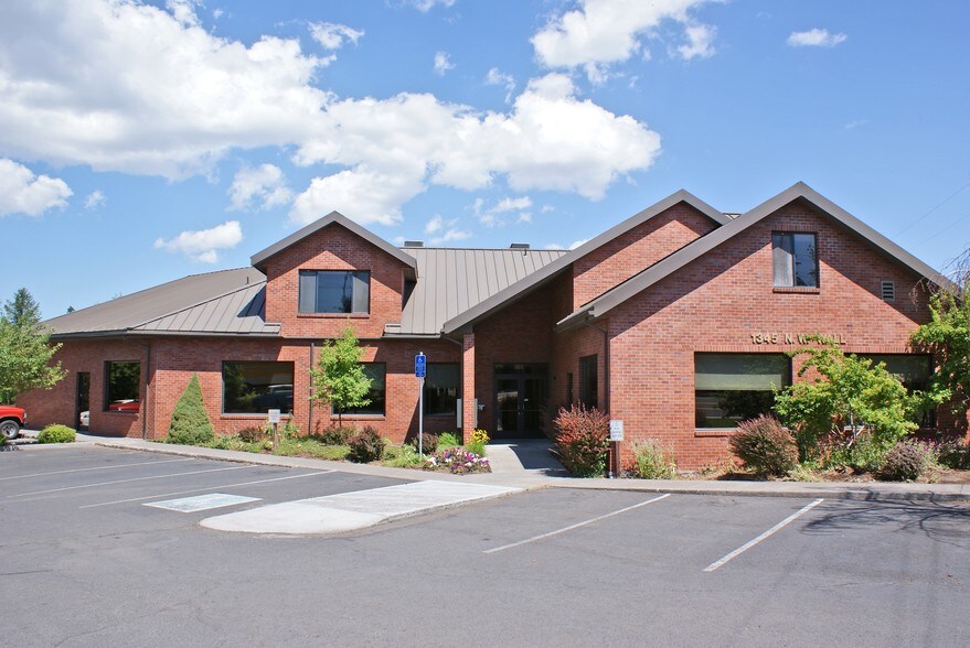 More Photos Of 1345 NW Wall St, Bend Office For Lease