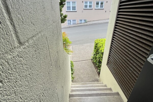 More Photos Of 949 Exchange St, Astoria Light Manufacturing For Sale