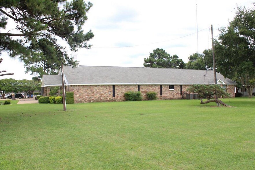 More Photos Of 21177 US Highway 80, Wills Point Religious Facility For Sale