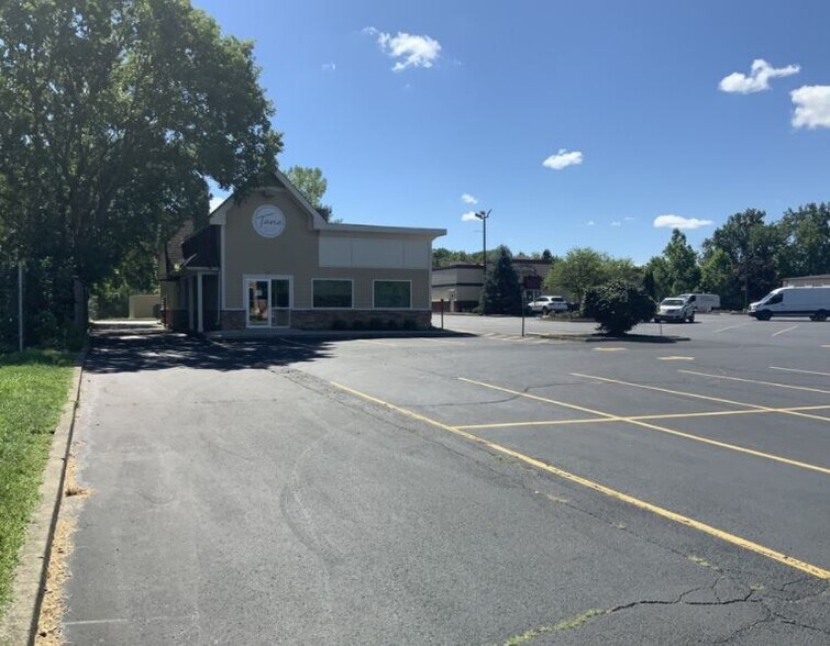 More Photos Of 851 Loveland-Madeira Rd, Loveland Fast Food For Lease