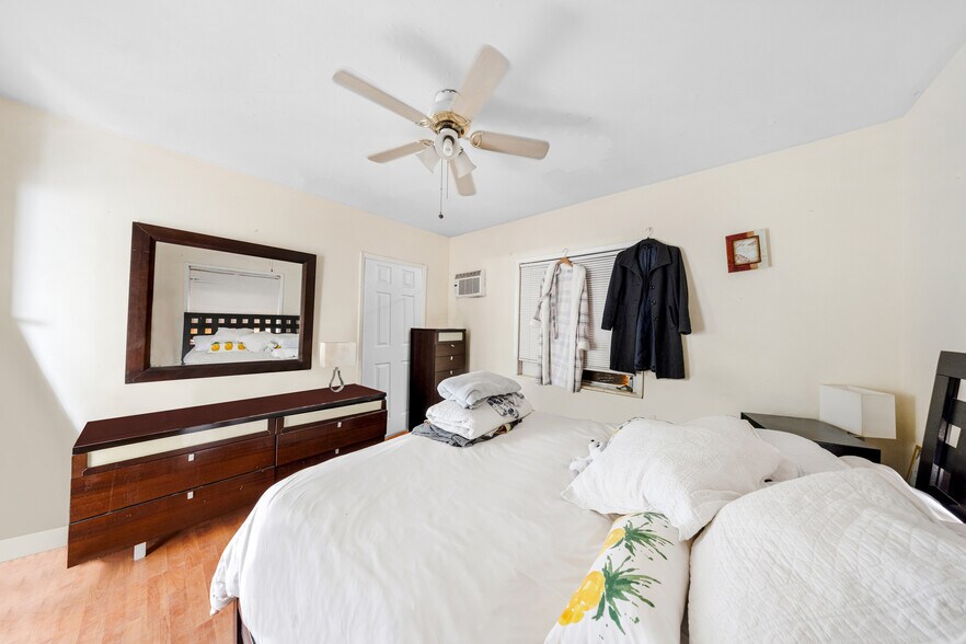More Photos Of 1465 SW 4th St, Miami Apartments For Sale