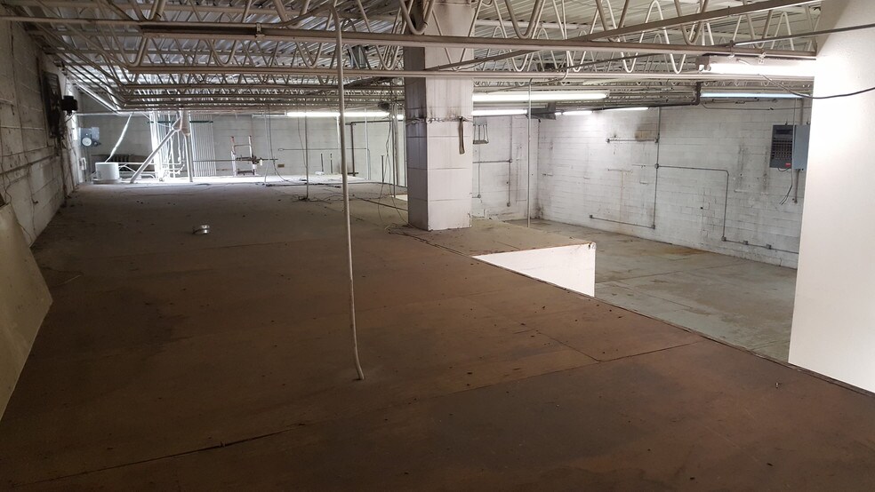 More Photos Of 2990 Larimer St, Denver Warehouse For Lease
