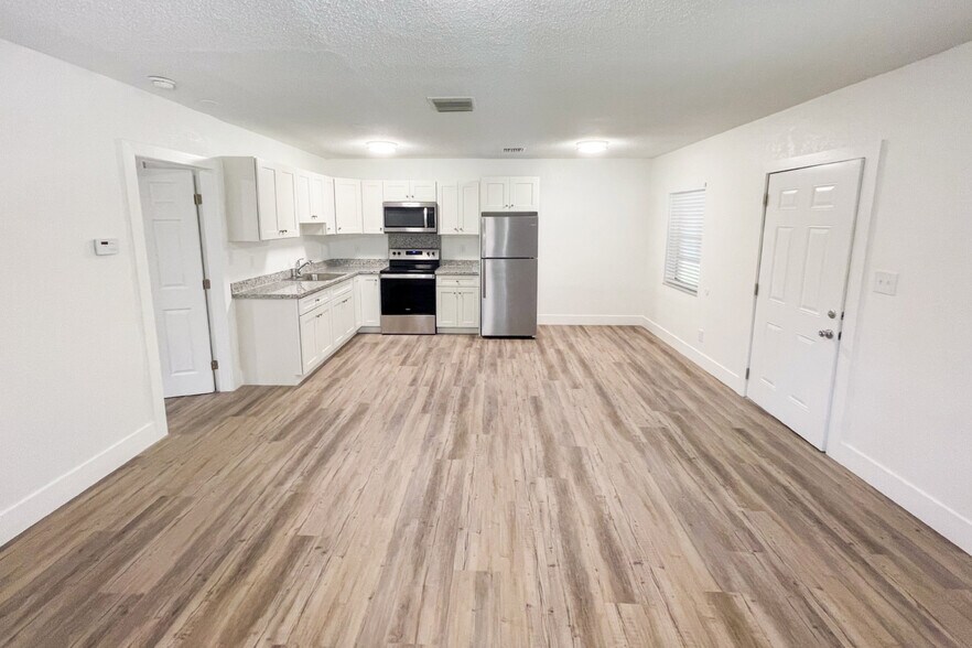 More Photos Of 3315-3331 SW 15th Ave, Fort Lauderdale Apartments For Sale