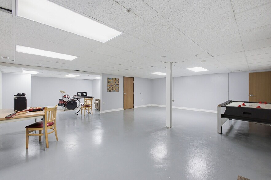 More Photos Of 437 Jefferson Rd, Fremont Shelter For Sale