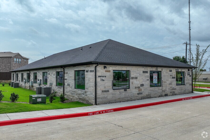 More Photos Of 3951 Alma Rd, McKinney Office For Sale