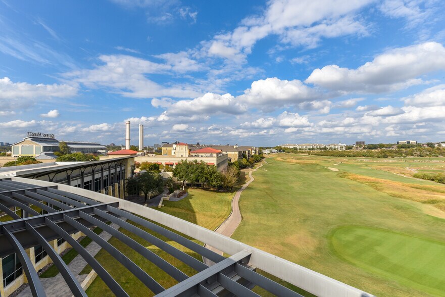 More Photos Of 200 E Basse Rd, San Antonio Office For Lease