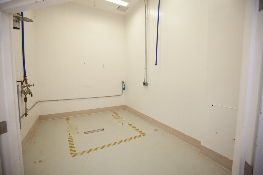 More Photos Of 1001 S 3rd St W, Missoula Manufacturing For Sale