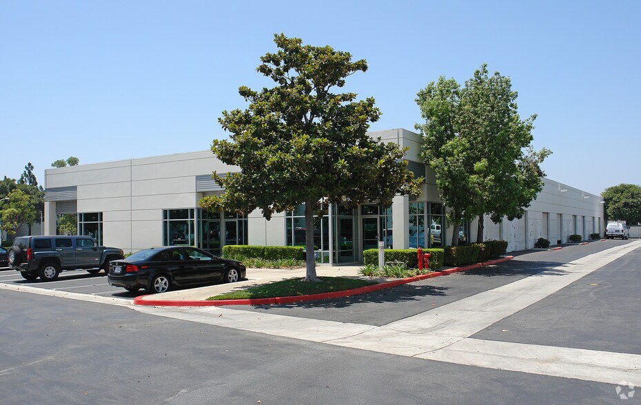 More Photos Of 188 Technology Dr, Irvine Research And Development For Lease