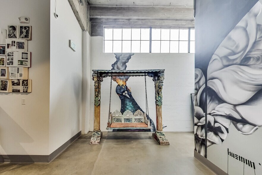 More Photos Of 2744 E 11th St, Oakland Showroom For Lease