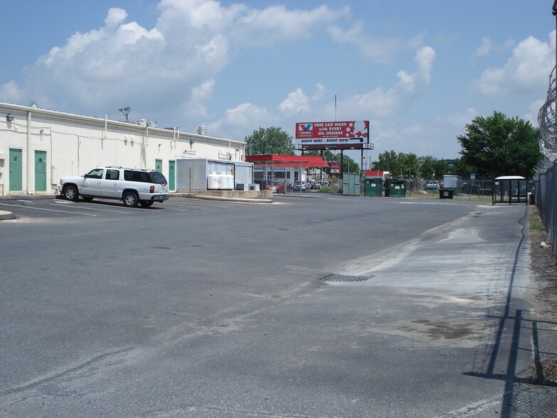 More Photos Of 801 N Salisbury Blvd, Salisbury Unknown For Lease