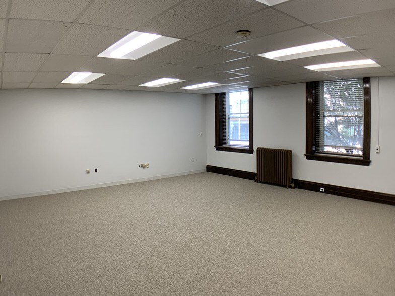 More Photos Of 1950 Massachusetts Ave, Cambridge Office Residential For Lease