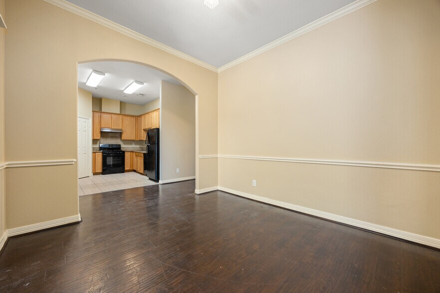 More Photos Of 12989 Bellaire Blvd, Houston Storefront For Sale