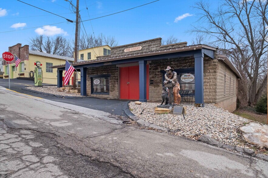 More Photos Of 225 Jackson St, Augusta Specialty For Sale