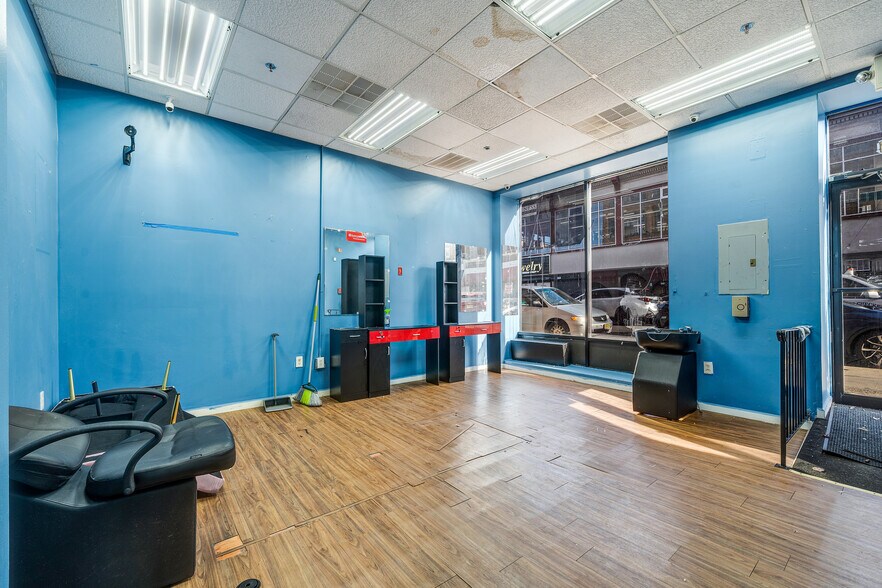 More Photos Of 173-175 Smith St, Perth Amboy Storefront Retail Residential For Lease