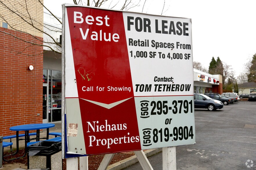 More Photos Of 8220-8230 SE Harrison St, Portland Unknown For Lease