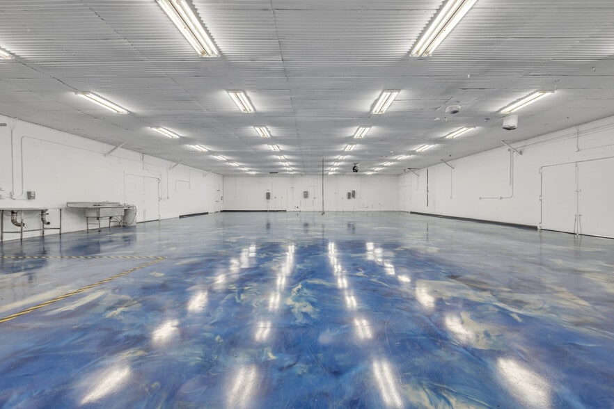 More Photos Of 525 E Railroad Ave, Keenesburg Warehouse For Lease