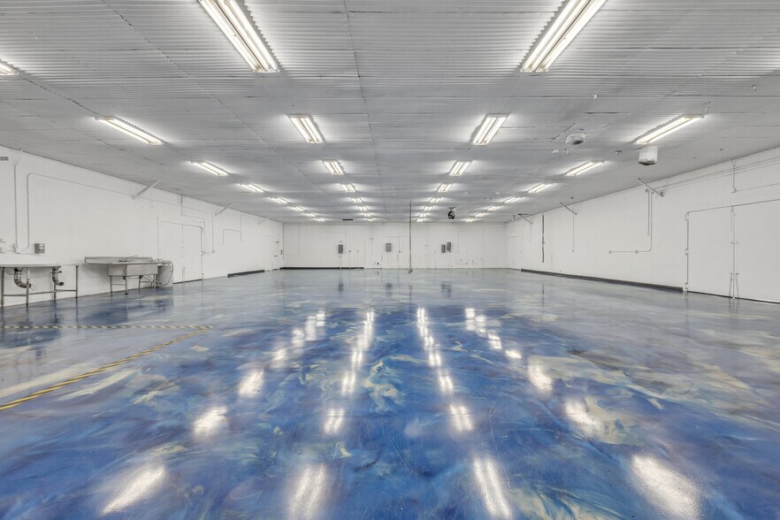 More Photos Of 525 E Railroad Ave, Keenesburg Warehouse For Lease