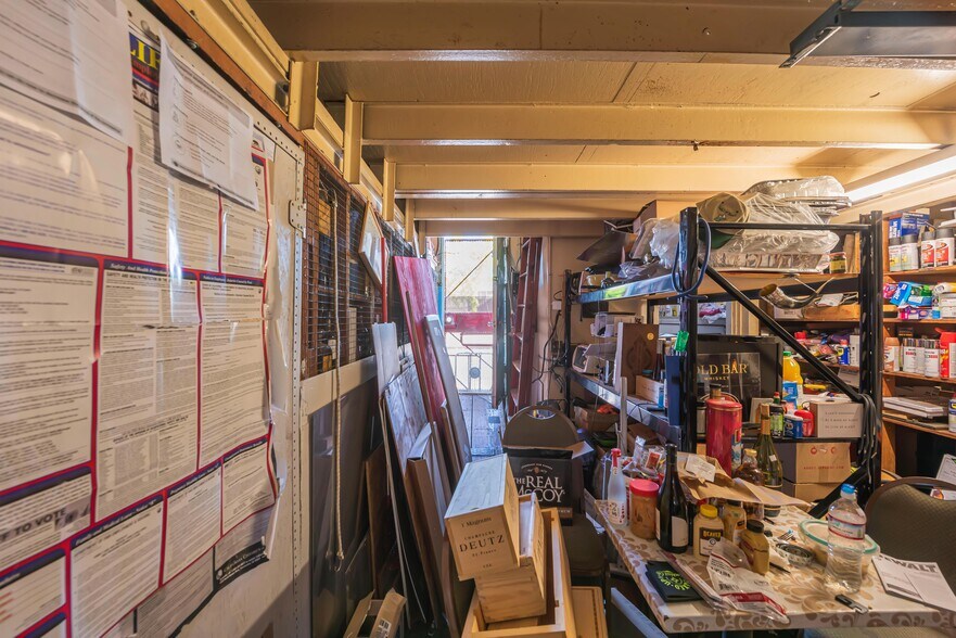 More Photos Of 1399 University Ave, Berkeley General Retail For Sale