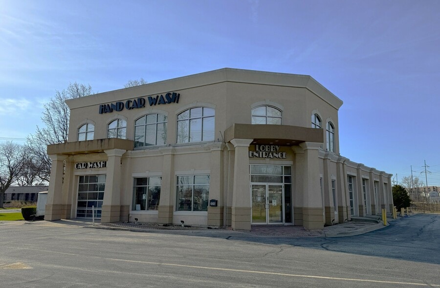 Primary Photo Of 1215 N Rand Rd, Des Plaines Carwash For Sale