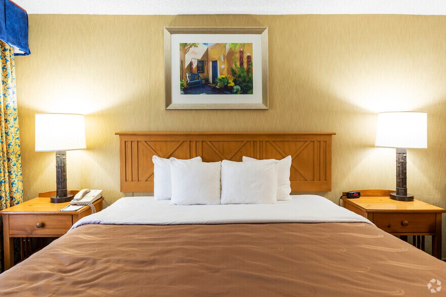 More Photos Of 4600 E Pine St, Deming Hotel For Sale