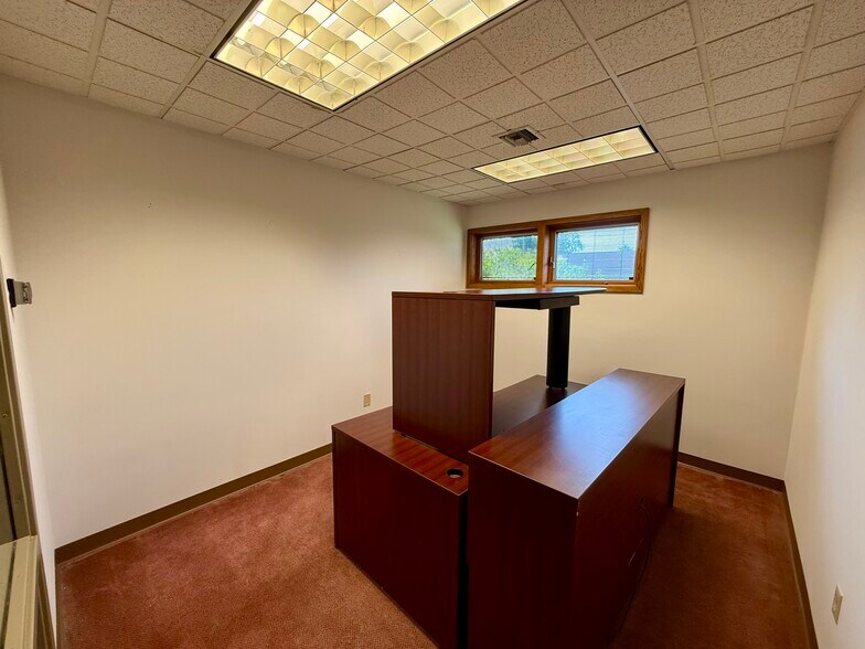 More Photos Of 321 S Blanchard St, Findlay Office For Sale