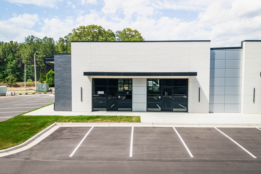More Photos Of 600 Timber Dr E, Garner Unknown For Lease