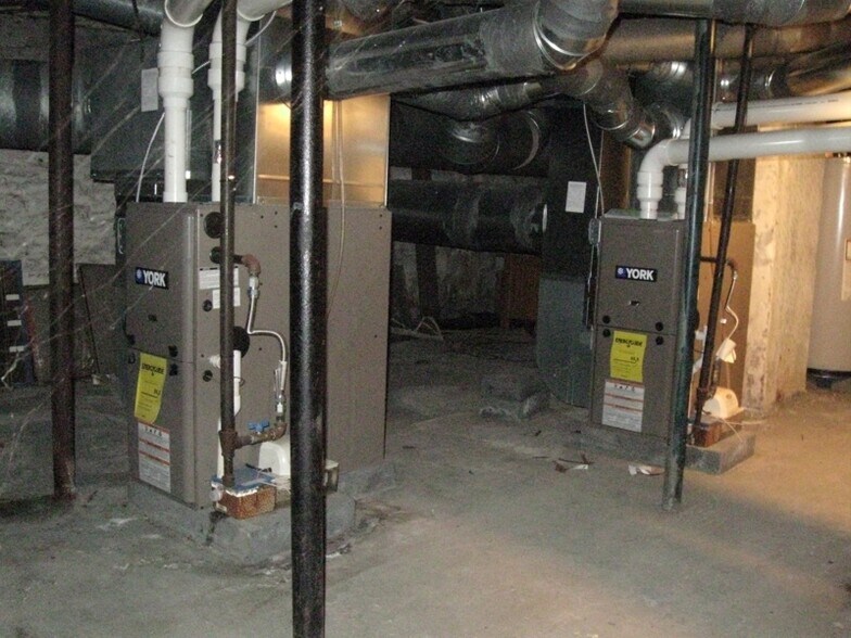 More Photos Of 47 Carroll St, Binghamton Apartments For Sale