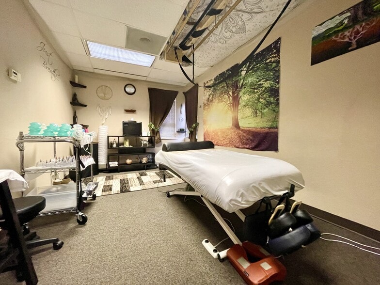 More Photos Of 2850 W Serendipity Cir, Colorado Springs Medical For Sale