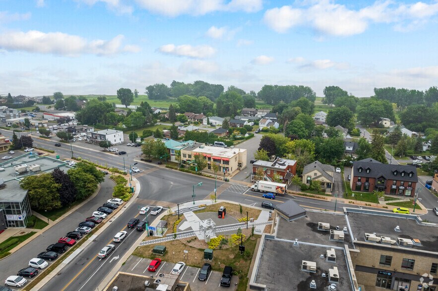 More Photos Of 472 Rue Notre-Dame, Repentigny Office For Lease