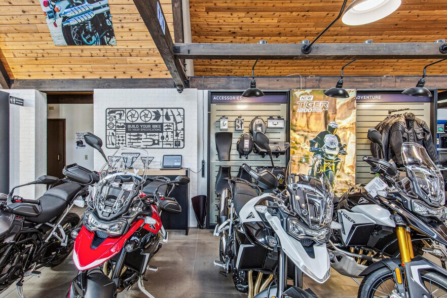 More Photos Of 1435 Wadsworth Blvd, Lakewood Storefront For Sale