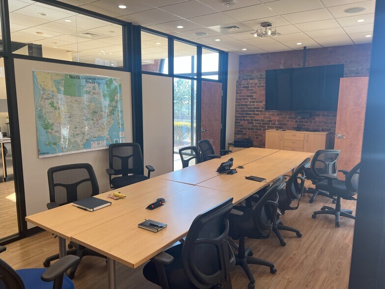 More Photos Of 304 Linwood Rd, Kings Mountain Warehouse For Sale