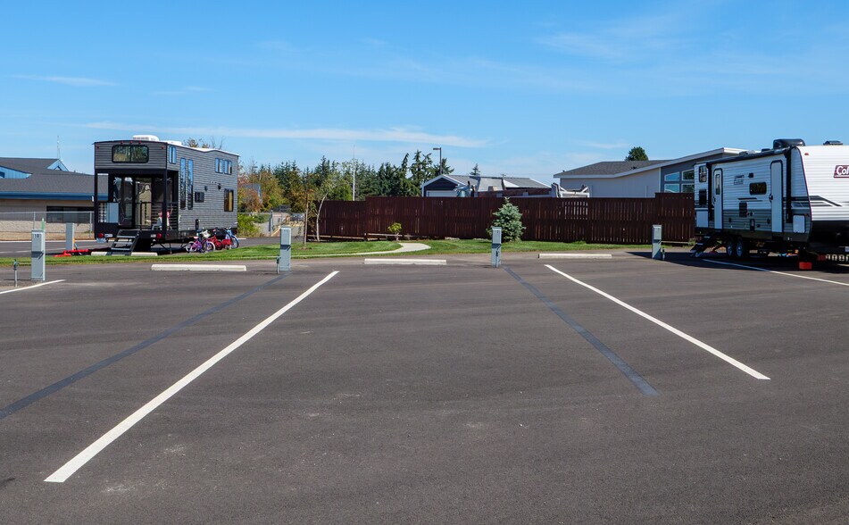 More Photos Of 261131 US-101, Sequim Manufactured Housing Mobile Home Park For Sale