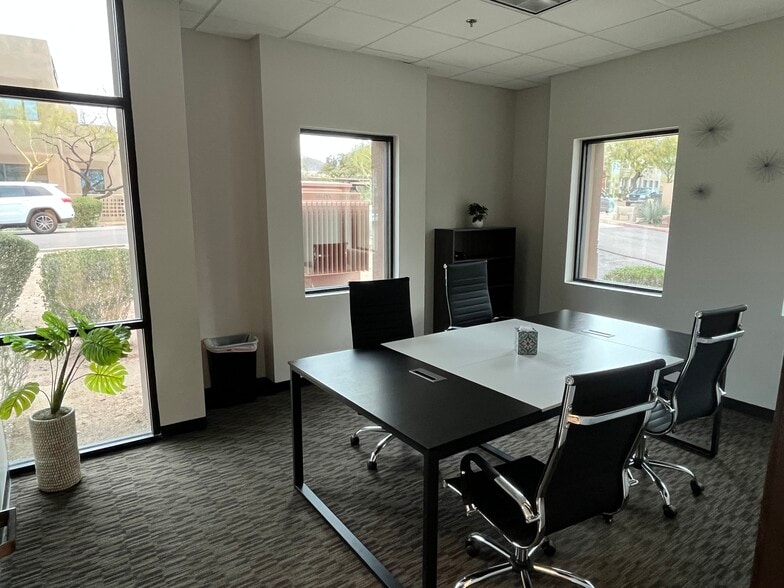 More Photos Of 8707 E Vista Bonita Dr, Scottsdale Office For Lease