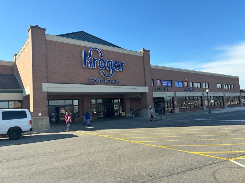 More Photos Of 1319 Polaris Pky, Columbus Unknown For Lease