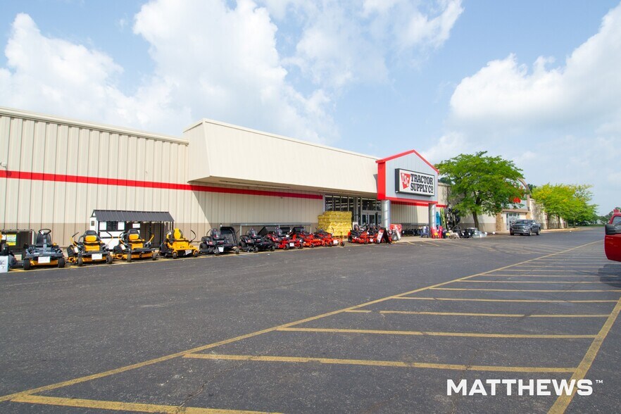 Primary Photo Of 69060 M 66, Sturgis General Retail For Sale