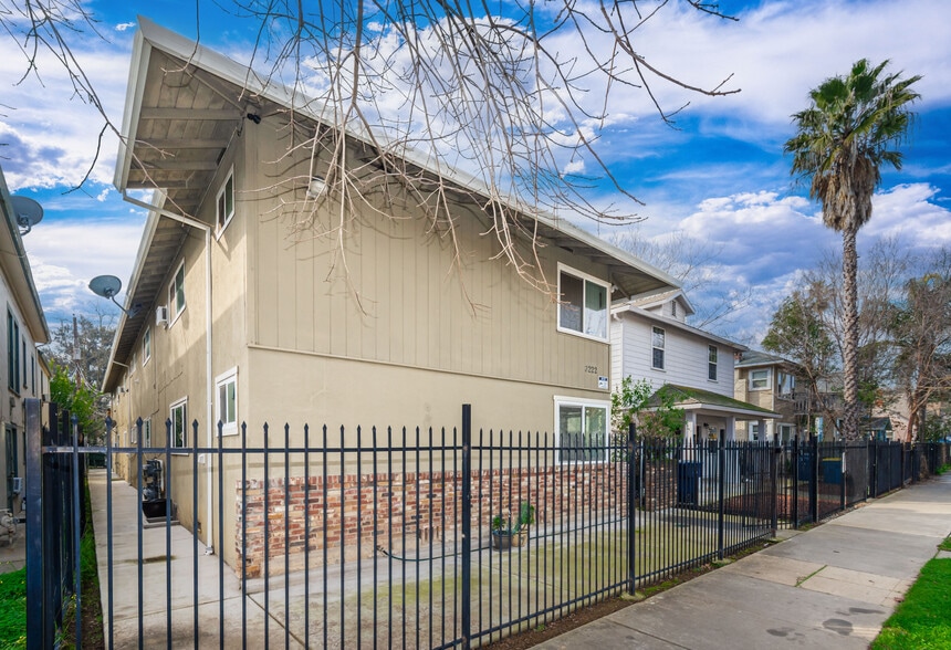 More Photos Of 3222 2nd Ave, Sacramento Apartments For Sale
