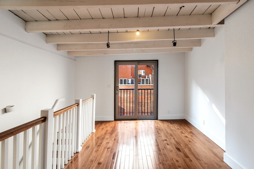 More Photos Of 360 Bedford Ave, Brooklyn Storefront Retail Residential For Sale