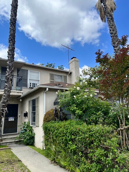 More Photos Of 988 W Glenoaks Blvd, Glendale Apartments For Sale