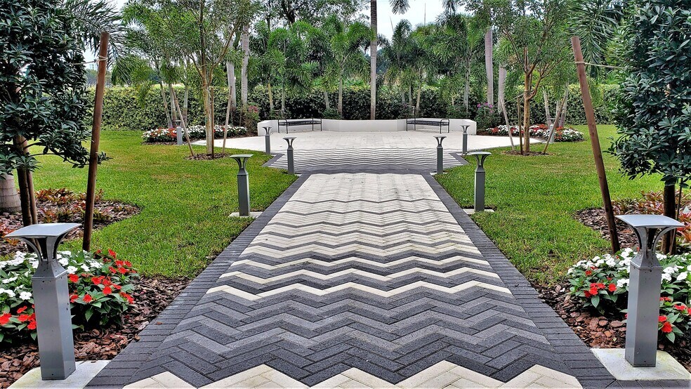 More Photos Of 7777 Glades Rd, Boca Raton Office For Lease