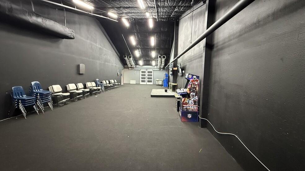 More Photos Of 5000 Silver Star Rd, Orlando Specialty For Sale