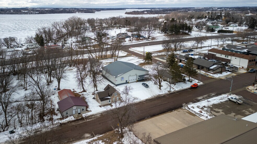 More Photos Of 203 Main St E, Elysian Auto Repair For Sale