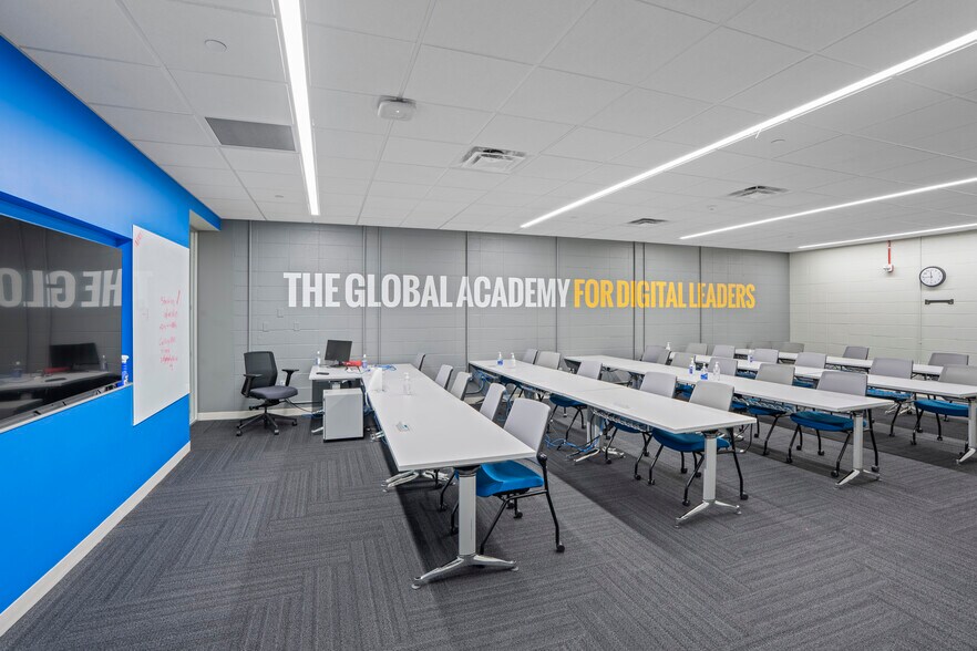 More Photos Of 6860 Campus Dr, Colorado Springs Office For Lease