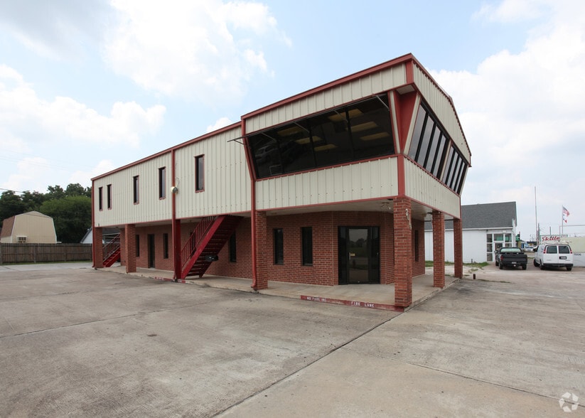 Primary Photo Of 7014 Spencer Hwy, Pasadena Loft Creative Space For Lease