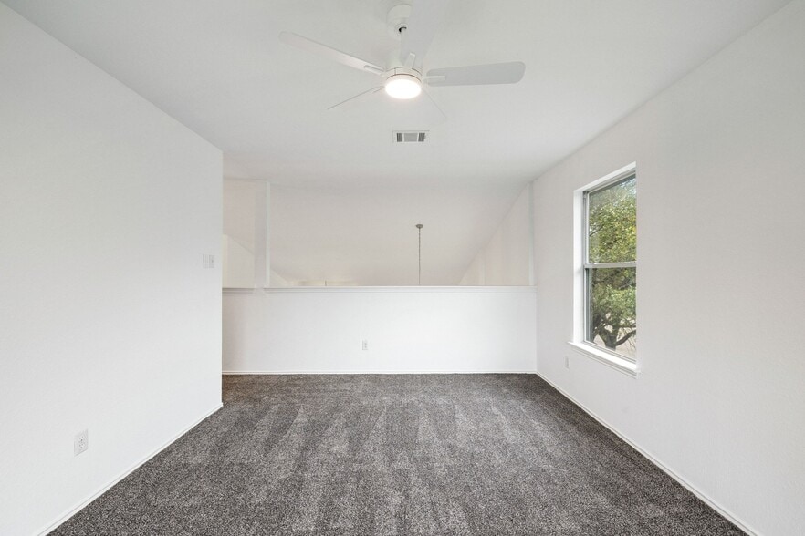 More Photos Of 4416 Campo Verde Dr, Austin Multifamily For Sale